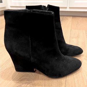 Sam Edelman Suede Black Booties size 9